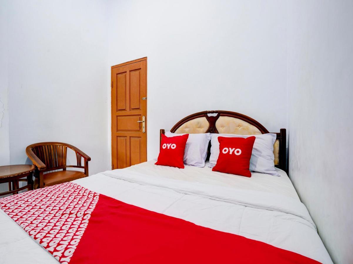Super Oyo 90118 Hotel Diamond Syariah Subang Exteriör bild
